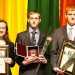 ...į nominaciją už aktyvų savanorystės kultūros plėtojimą Raseinių krašte. Viduryje – Naglis Užumeckas.